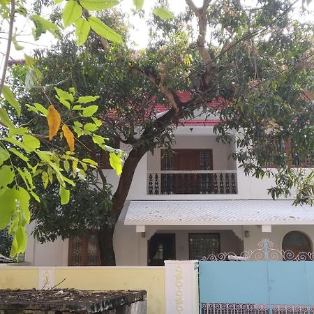 Casa Feliz Bed & Breakfast Fort Kochi Dış mekan fotoğraf